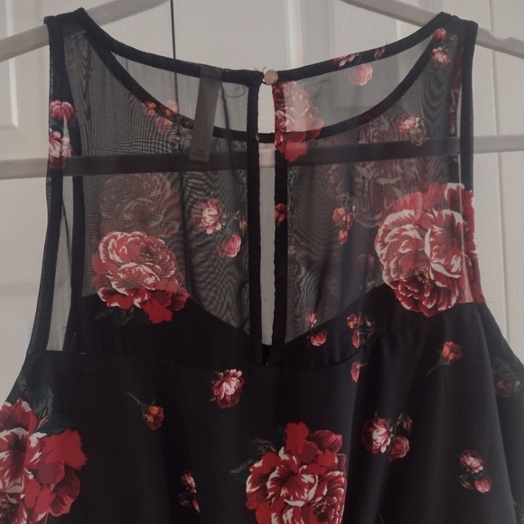 ✨ Xhilaration Sleeveless Sweetheart A-line Floral Dress Sz S - Picture 5 of 6